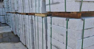 衡阳芝麻白路牙石，路侧石