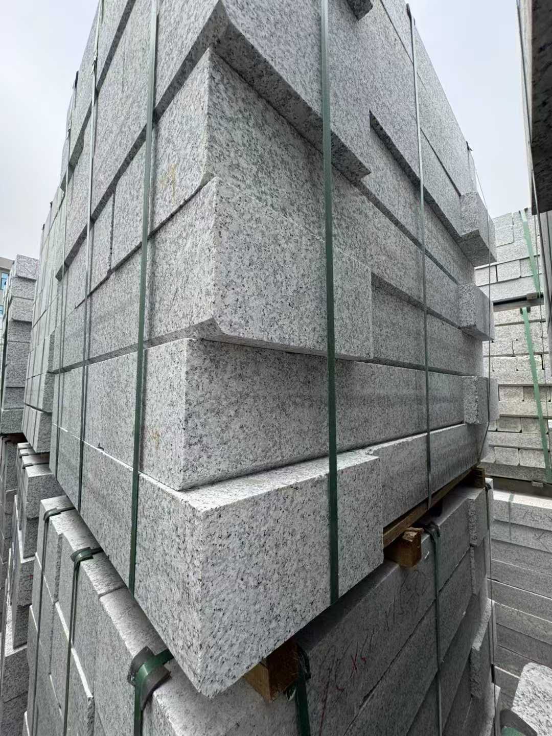 衡阳芝麻白路牙石 马路牙子