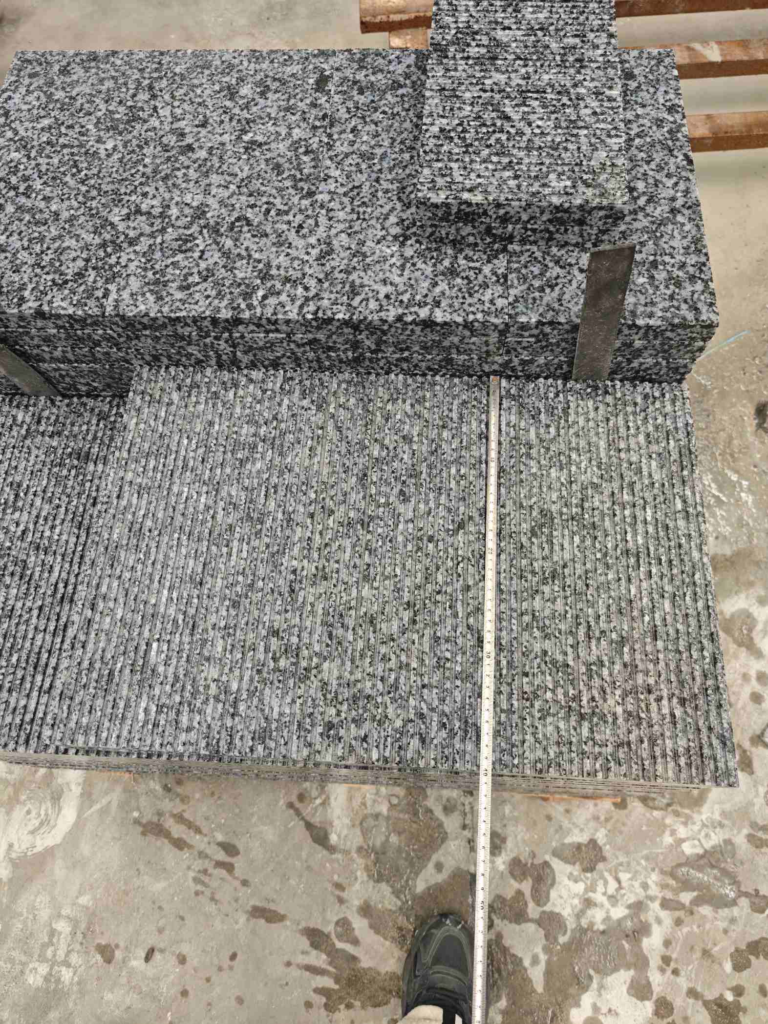 衡阳芝麻黑拉丝面